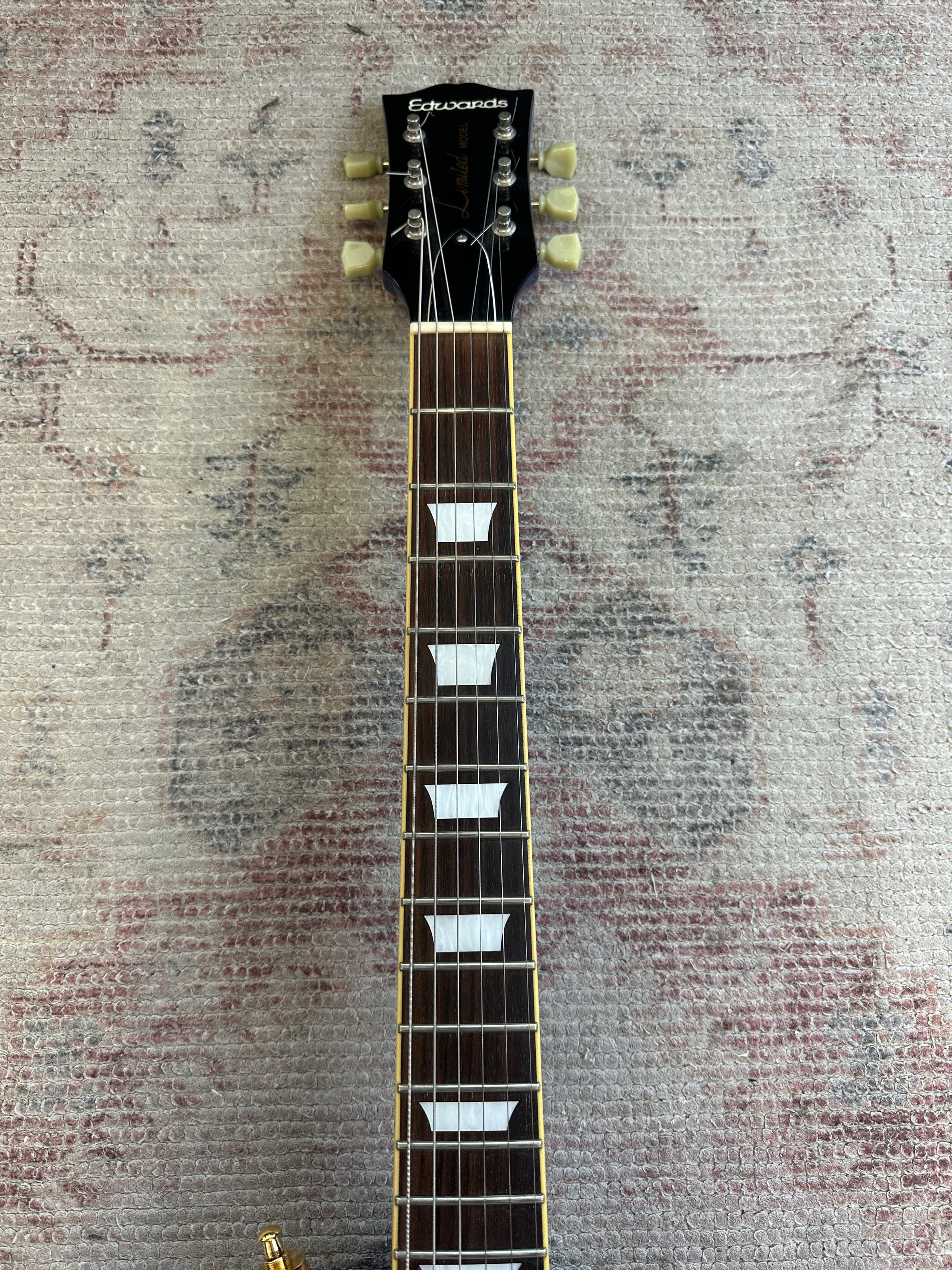 Edwards Les Paul Made in Japan with Seymour Duncan Pickups