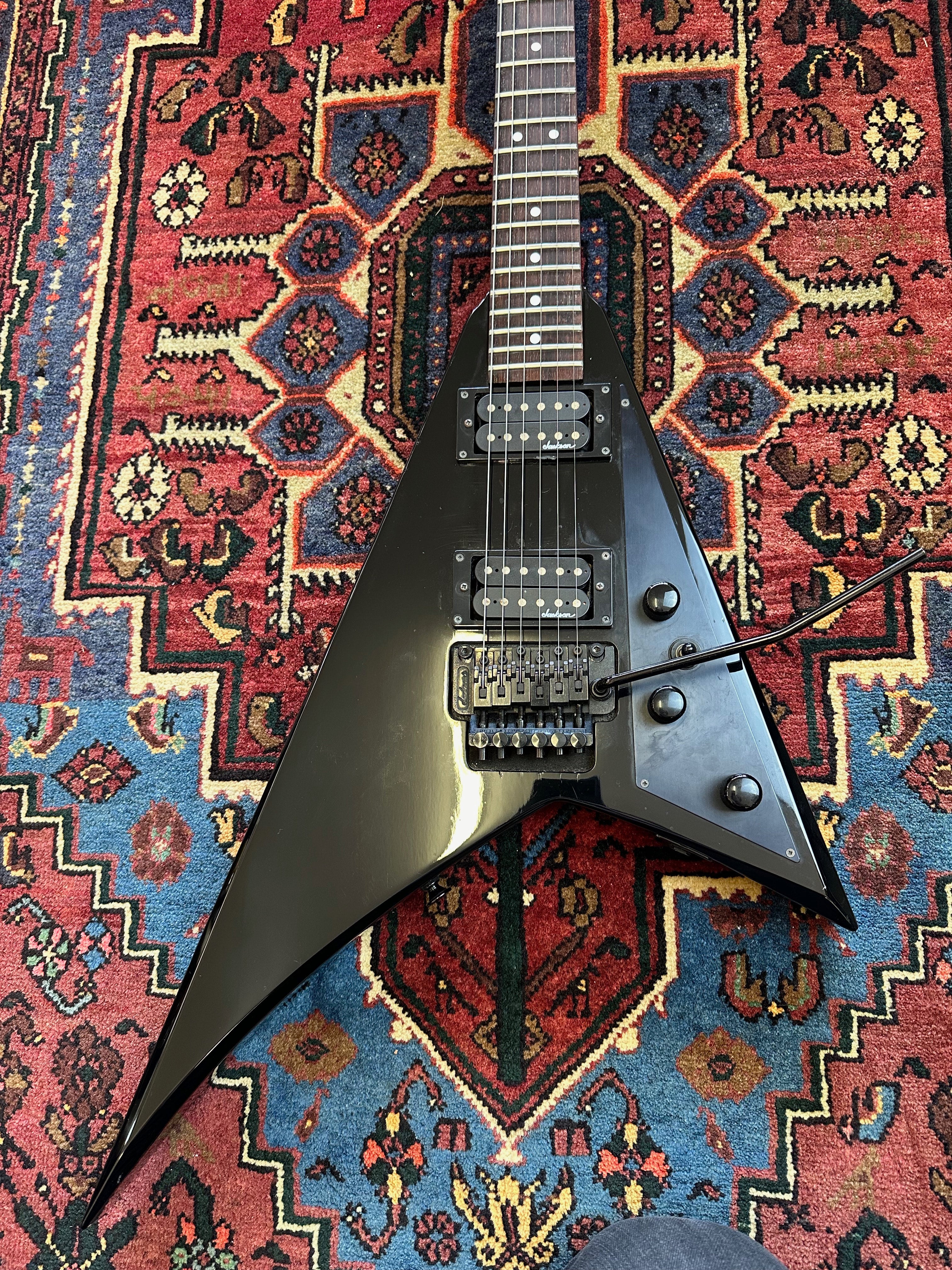 ギター Jackson Performer Randy Rhoads V RRV D22UXHVXPVES2QNSN6G66VKU.jpeg